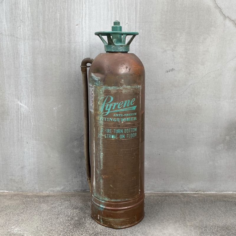 画像1: VINTAGE ANTIQUE FIRE EXTINGUISHER THE PYRENE CO. ヴィンテージ アンティーク 消火器 / インダストリアル ディスプレイ 什器 アメリカ