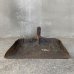 画像2: VINTAGE DUST PAN ヴィンテージ 塵取り アメリカ / ガーデニング ガレージ 掃除用品 店舗什器 (2)