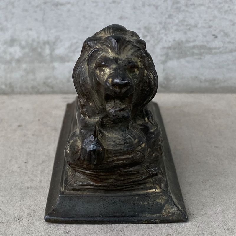 画像2: VINTAGE AWARD OF MERIT 1948 LION ヴィンテージ ライオン アメリカ / オブジェ ペーパーウェイト コレクタブル 置物