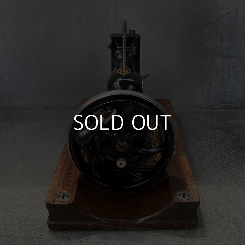 画像4: VINTAGE ANTIQUE VESTA SEWINGMACHINE ヴィンテージ アンティーク 手回しミシン ドイツ / インテリア オブジェ 店舗什器