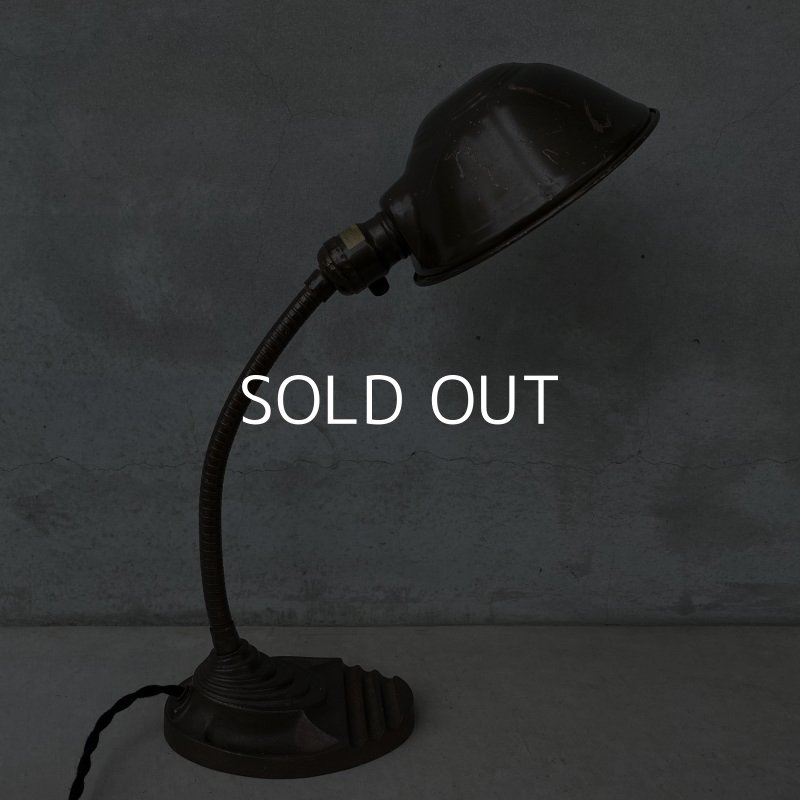 画像3: VINTAGE DESKLAMP EAGLE ヴィンテージ デスクランプ イーグル デスクライト スタンドライト 卓上ライト アメリカ / インダストリアル グースネック 照明 工業用 USA (3)