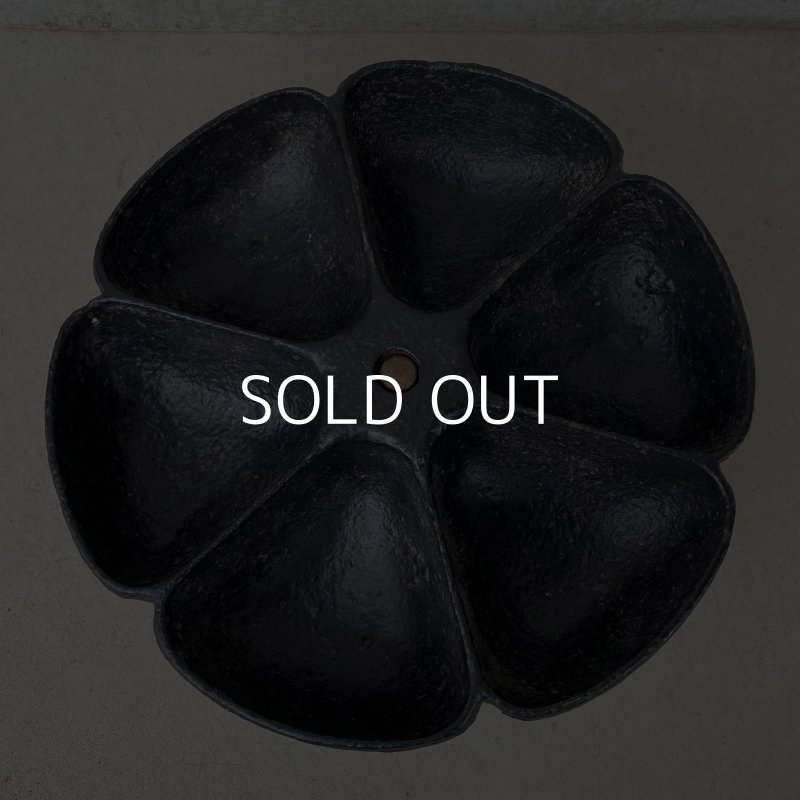 画像3: VINTAGE ANTIQUE  NAIL CUP ヴィンテージ アンティーク ネイルカップ アメリカ / インダストリアル キャストアイアン パーツ入れ 工具入れ 鋳物