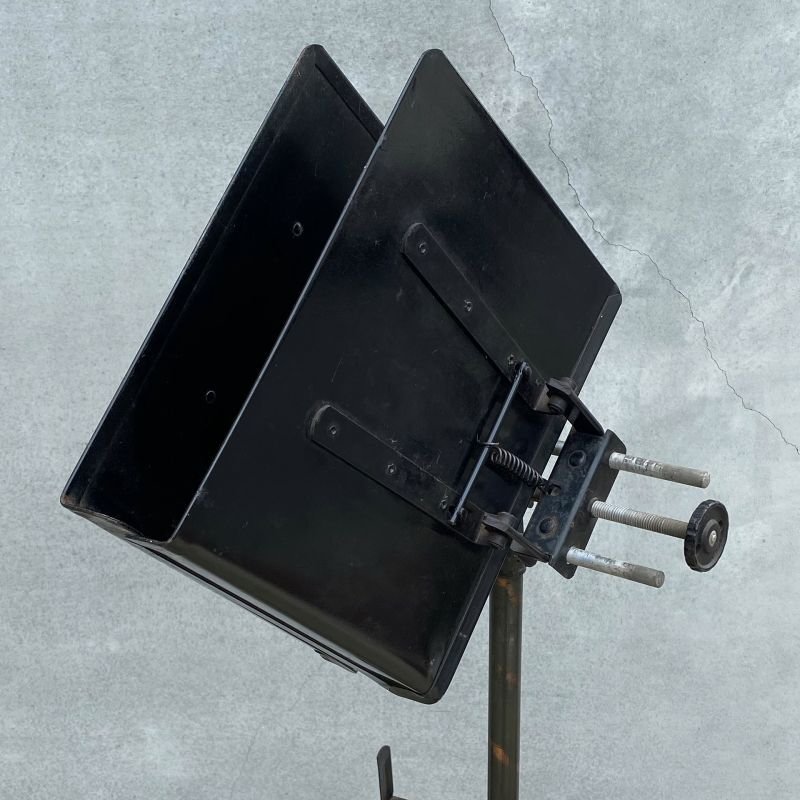 画像6: VINTAGE ANTIQUE DICTIONARY STAND BIBLE STAND JAPANNED FINISH ヴィンテージ アンティーク ディクショナリースタンド バイブルスタンド ジャパンフィニッシュ ジャパンド / 聖書台 ジャパンカラー メニューボード カフェ ショップ 店舗什器 アメリカ