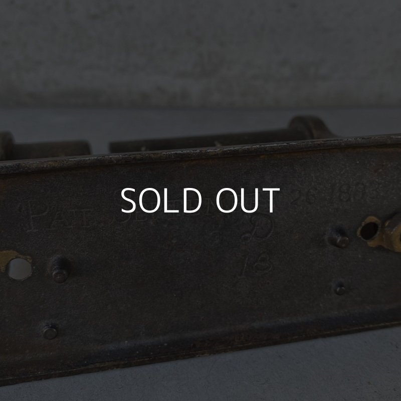 画像8: VINTAGE ANTIQUE THE EQUITY A.P.W.PAPER CO. TOILET PAPER HOLDER ヴィンテージ アンティーク トイレットペーパーホルダー アメリカ / キャストアイアン トイレ用品 店舗什器