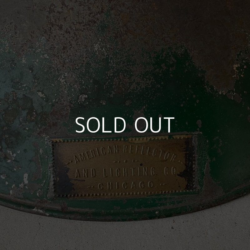 画像7: VINTAGE ANTIQUE MIRROR SHADE LAMP AMERICAN REFLECTOR AND LIGHTING CO. ヴィンテージ ミラーシェード リフレクター ランプ アメリカ / インダストリアル コレクタブル ペンダントライト シーリングランプ 吊り下げランプ 天井照明