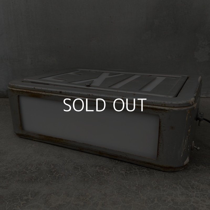 画像6: VINTAGE ANTIQUE EXIT SIGN LAMP ヴィンテージ アンティーク サインランプ アメリカ / インダストリアル ライト 出口 非常口 電飾看板 誘導サイン 店舗什器 USA