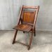 画像1: VINTAGE ANTIQUE FOLDING CHAIR WOOD KIDS ヴィンテージ アンティーク フォールディングチェア 折り畳み椅子 アメリカ / インダストリアル ウッド キッズ 子供用 木製 家具 店舗 什器 USA (1)