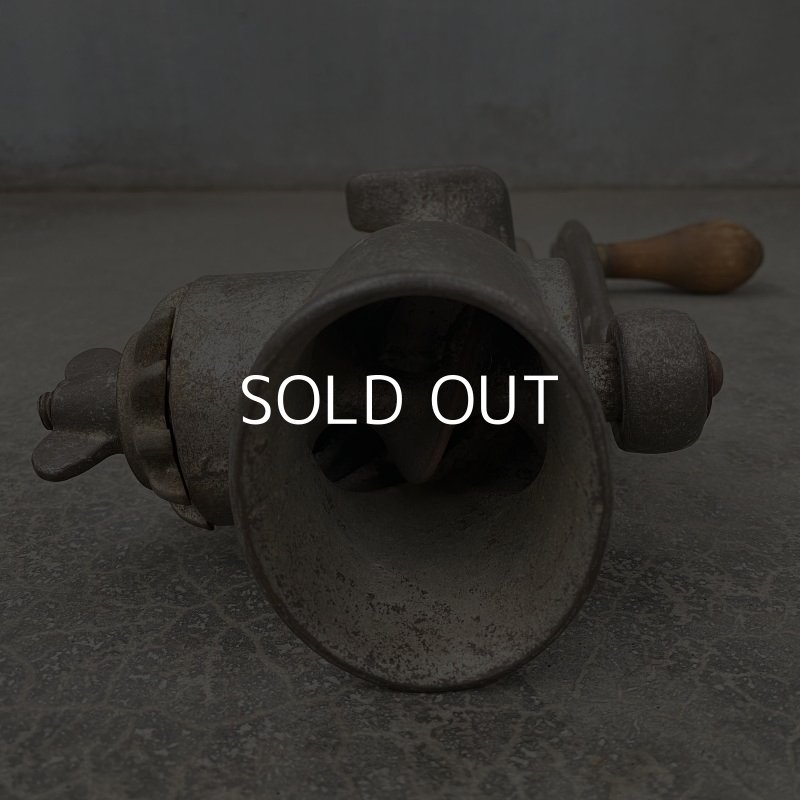 画像6: VINTAGE ANTIQUE FOOD CHOPPER LF&C ヴィンテージ アンティーク フードチョッパー ミートグラインダー アメリカ / インダストリアル キッチン インテリア キャストアイアン 道具 USA