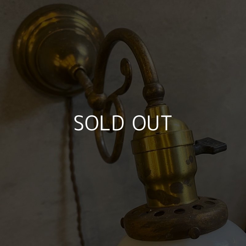 画像7: VINTAGE ANTIQUE LAMP LIGHT WALL LAMP ヴィンテージ アンティーク ライト ウォールランプ ブラケットランプ 照明 アメリカ / 壁付けランプ ミルクガラスシェード 店舗什器 USA (1)
