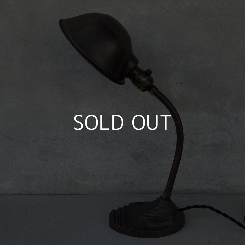 画像4: VINTAGE DESKLAMP EAGLE ヴィンテージ デスクランプ イーグル デスクライト スタンドライト 卓上ライト アメリカ / インダストリアル グースネック 照明 工業用 USA (2)