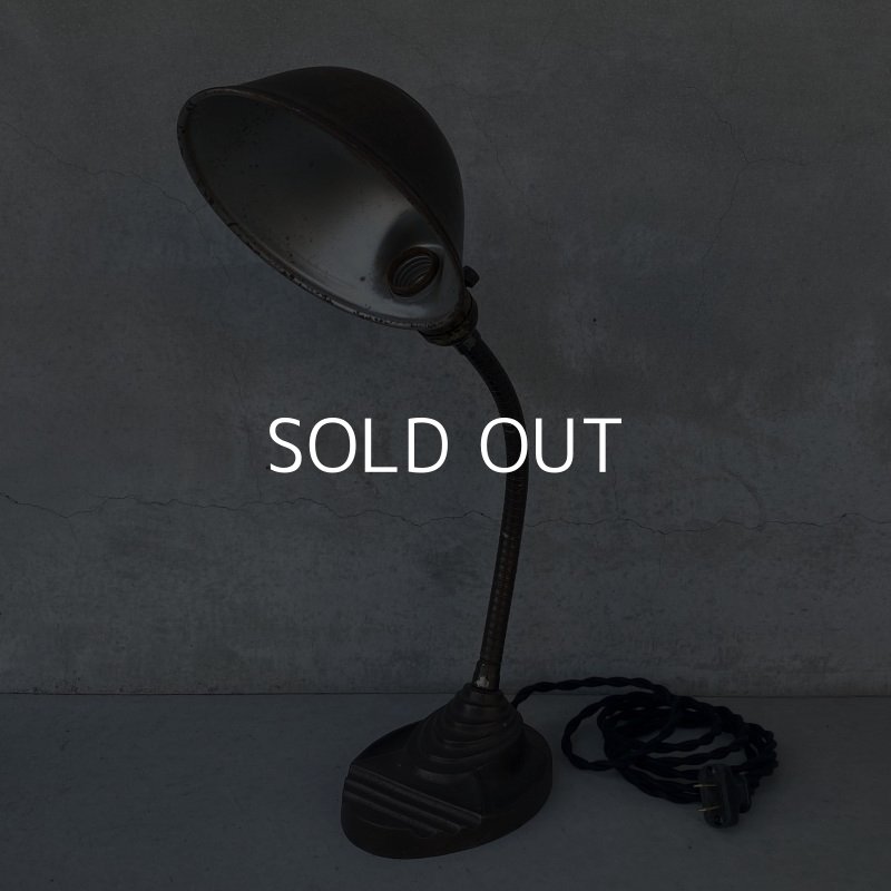 画像1: VINTAGE DESKLAMP EAGLE ヴィンテージ デスクランプ イーグル デスクライト スタンドライト 卓上ライト アメリカ / インダストリアル グースネック 照明 工業用 USA (2)