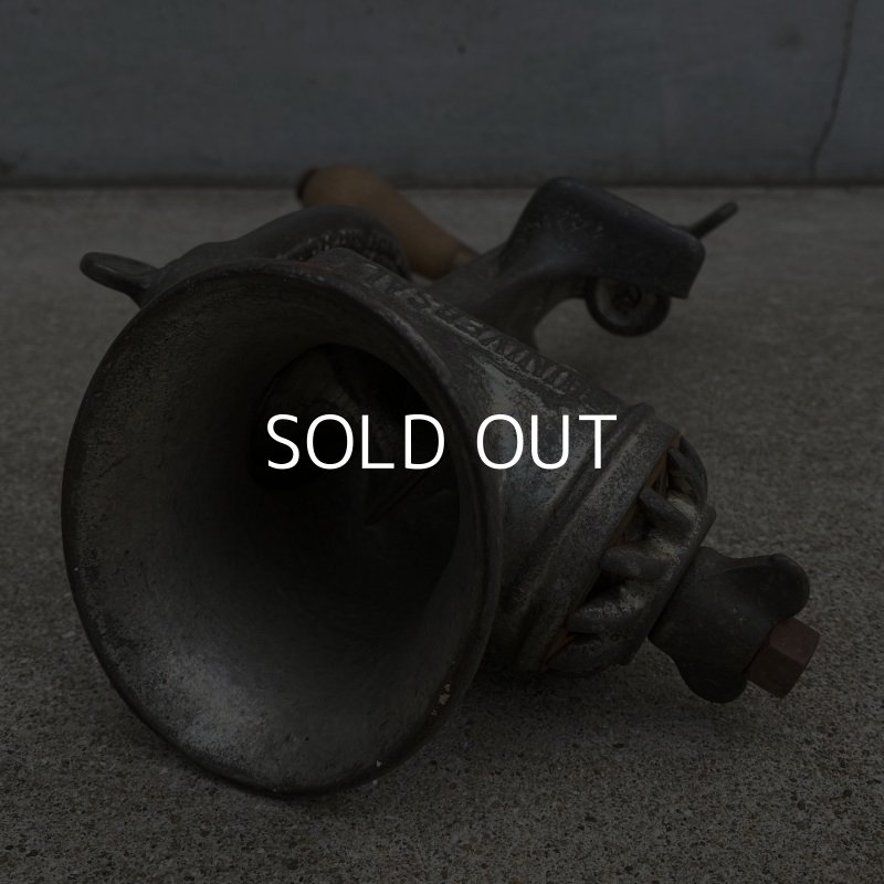 画像3: VINTAGE ANTIQUE FOOD CHOPPER UNIVERSAL L.F&C ヴィンテージ アンティーク フードチョッパー ミートグラインダー アメリカ / インダストリアル キッチン インテリア キャストアイアン 道具 USA