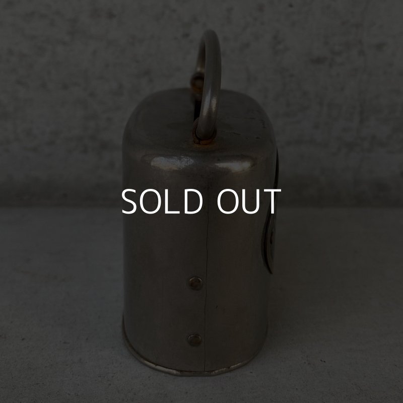 画像4: VINTAGE ANTIQUE FIRST NATIONAL BANK COIN BANK ヴィンテージ アンティーク コインバンク 貯金箱 アメリカ / コレクタブル オブジェ インテリア ノベルティー 銀行 USA (2)