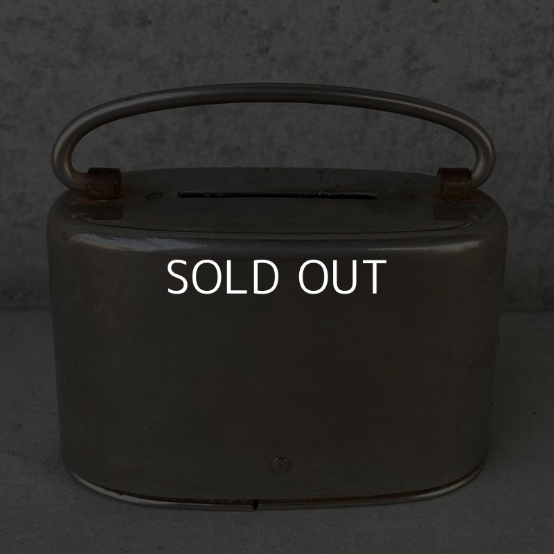 画像3: VINTAGE ANTIQUE FIRST NATIONAL BANK COIN BANK ヴィンテージ アンティーク コインバンク 貯金箱 アメリカ / コレクタブル オブジェ インテリア ノベルティー 銀行 USA (2)