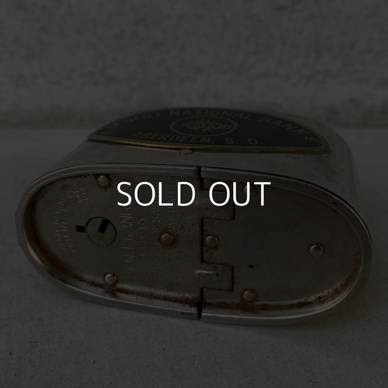 画像7: VINTAGE ANTIQUE FIRST NATIONAL BANK COIN BANK ヴィンテージ アンティーク コインバンク 貯金箱 アメリカ / コレクタブル オブジェ インテリア ノベルティー 銀行 USA (2)