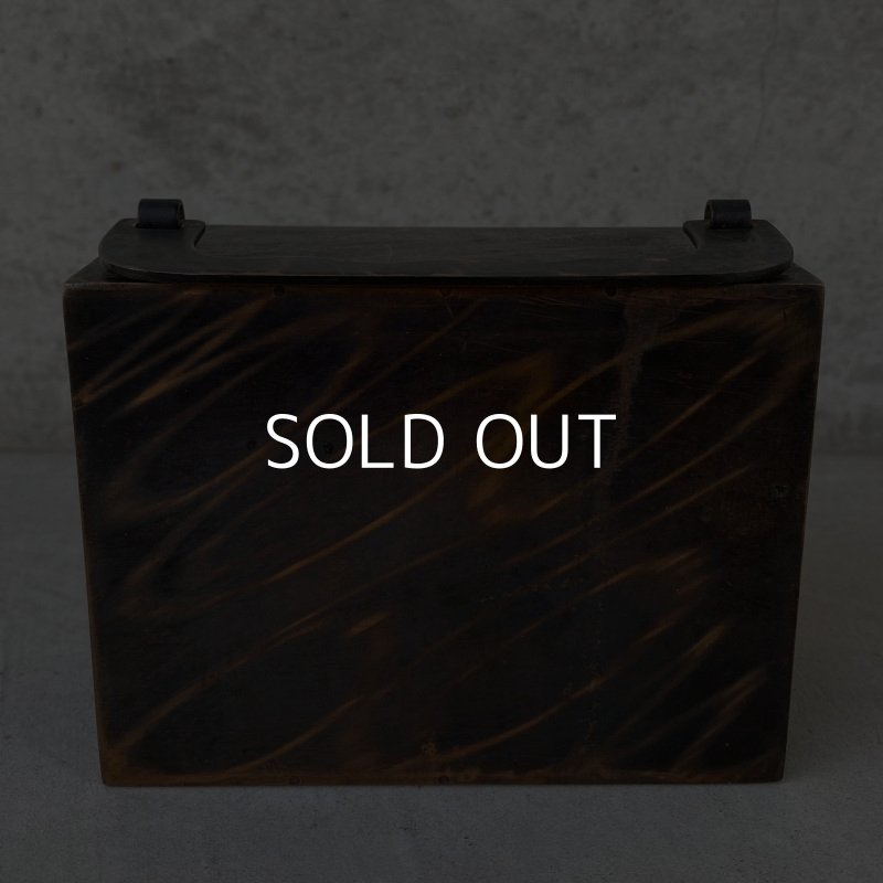 画像3: VINTAGE ANTIQUE W.F.BURNS CO COINBANK JAPANNED ヴィンテージ アンティーク コインバンク ジャパンド ジャパンカラー アメリカ / コレクタブル 貯金箱 オブジェ USA