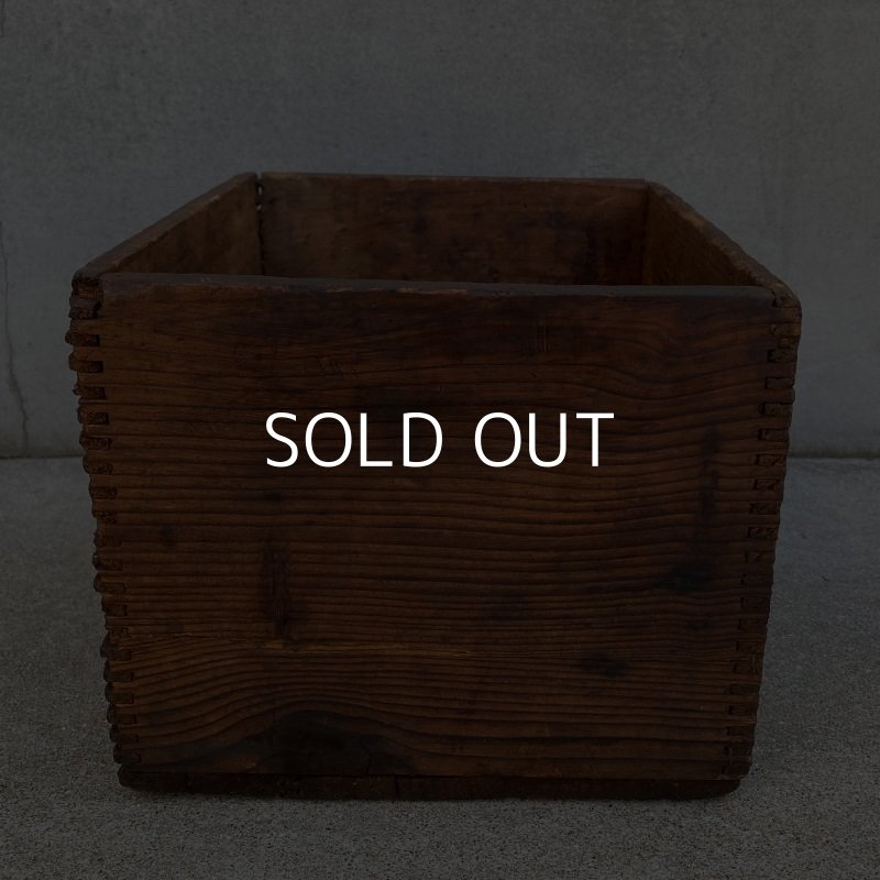 画像3: VINTAGE ANTIQUE R.E.LEE WOOD CRATE WOOD BOX ヴィンテージ アンティーク ウッドボックス 木箱 アメリカ / インダストリアル 収納 店舗什器 USA (2)