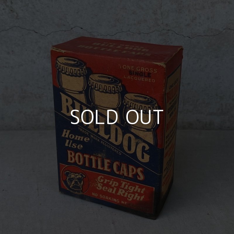 画像1: VINTAGE ANTIQUE CUPPLES CO. BULLDOG BOTTLE CUPS ヴィンテージ アンティーク ブルドッグ ボトルキャップ アメリカ / コレクタブル アドバタイジング オブジェ ディスプレイ USA