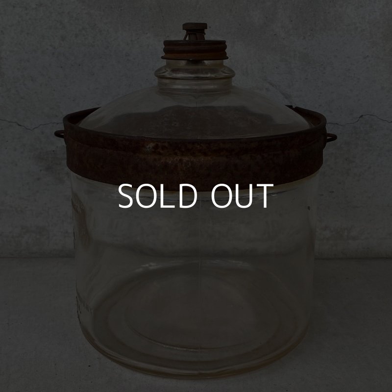 画像4: VINTAGE ANTIQUE PERFECTION STOVE CO. ヴィンテージ アンティーク パーフェクション ストーブ 瓶 アメリカ / 燃料入れ  ガラス オブジェ インテリア USA