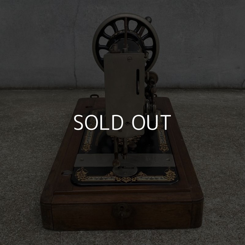 画像4: VINTAGE ANTIQUE SINGER SEWING MACHINE ヴィンテージ アンティーク シンガーミシン / ディスプレイ 店舗什器 洋裁 手芸 手回しミシン