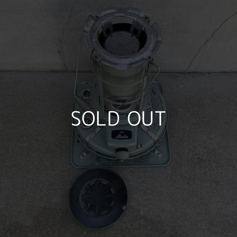 画像9: VINTAGE ALADDIN KEROSINE STOVE 39型 BF3905 ヴィンテージ アラジン ストーブ ブルーフレーム グリーン 石油ストーブ 暖房器具 キャンプ (3)