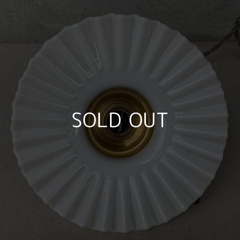 画像4: VINTAGE ANTIQUE ヴィンテージ アンティーク 吊り下げライト アメリカ / ライト ペンダントライト ミルクガラス ガラスシェード レース 天井照明 USA (2)