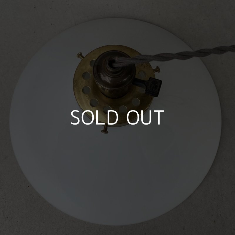 画像3: VINTAGE ANTIQUE ヴィンテージ アンティーク 吊り下げライト アメリカ / ライト ペンダントライト ミルクガラス ガラスシェード 天井照明 USA