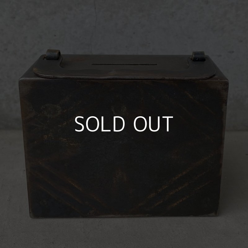 画像3: VINTAGE ANTIQUE COINBANK JAPANNED ヴィンテージ アンティーク コインバンク ジャパンド ジャパンカラー アメリカ / コレクタブル 貯金箱 オブジェ USA