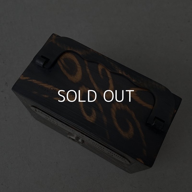 画像6: VINTAGE ANTIQUE W.F. BURNS CO. COINBANK JAPANNED ヴィンテージ アンティーク コインバンク ジャパンド ジャパンカラー アメリカ / コレクタブル 貯金箱 オブジェ USA