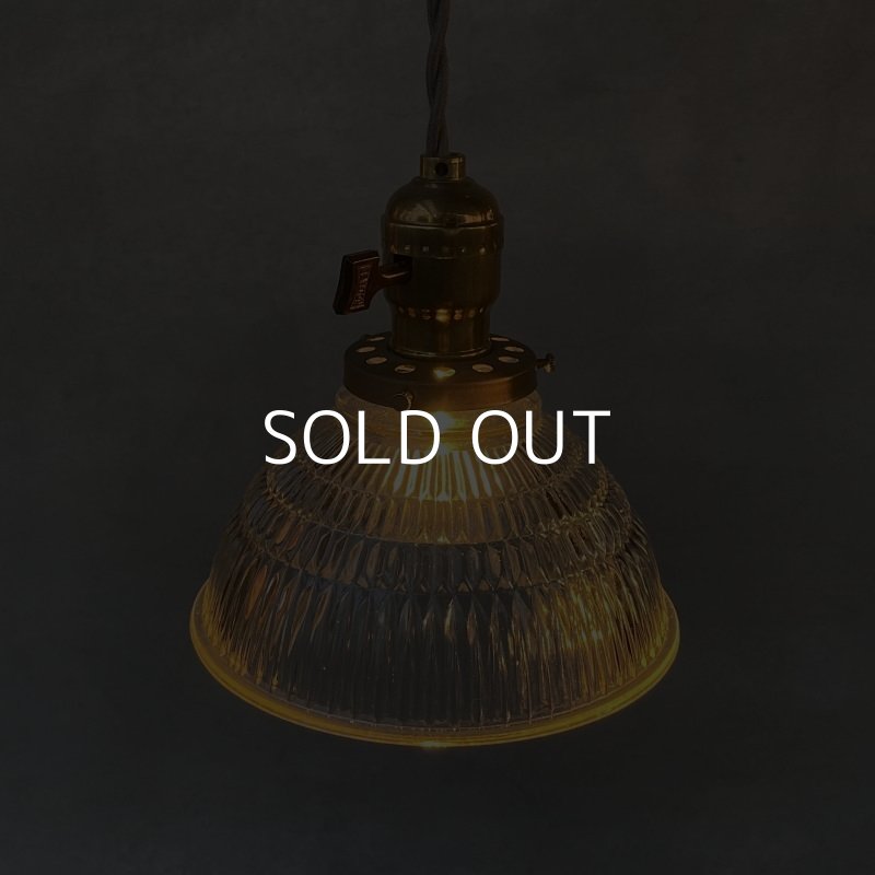 画像8: VINTAGE ANTIQUE LIGHT ヴィンテージ アンティーク 吊り下げライト アメリカ / ライト ペンダントライト ガラスシェード 天井照明 LEVITON USA