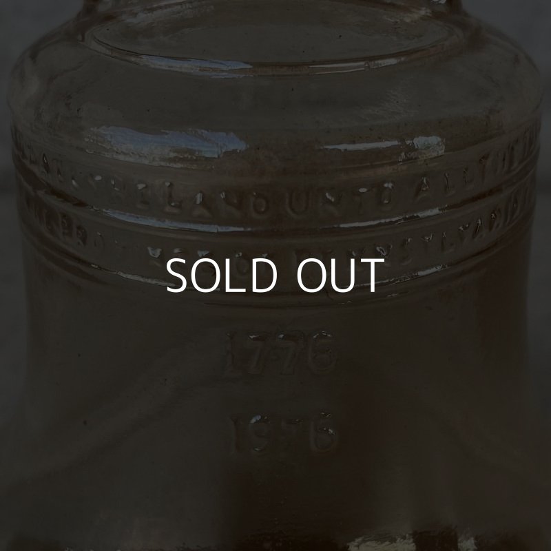 画像8: VINTAGE ANTIQUE LIBERTY BELL PIGGY BANK ヴィンテージ アンティーク リバティーベル 自由の鐘 貯金箱 / コレクタブル オブジェ アメリカ独立記念 ガラス 雑貨 (3)