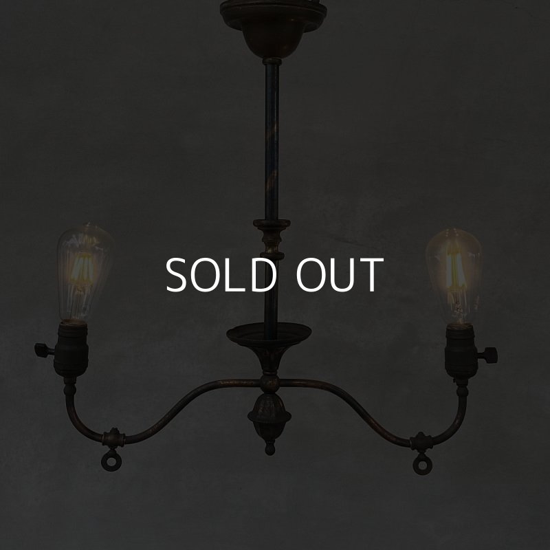 画像8: VINTAGE ANTIQUE LIGHT LAMP JAPANNED ヴィンテージ アンティーク シャンデリア 吊り下げライト ジャパンド アメリカ / 2灯 ペンダントライト ジャパンカラー 天井照明 USA  