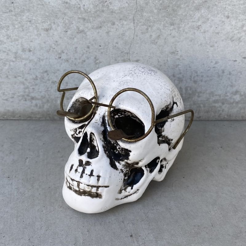 画像1: VINTAGE SKULL ASHTRAY ヴィンテージ スカル 灰皿 / 陶器 ドクロ メガネ 眼鏡 オブジェ 置物 JAPAN 日本製 (2)