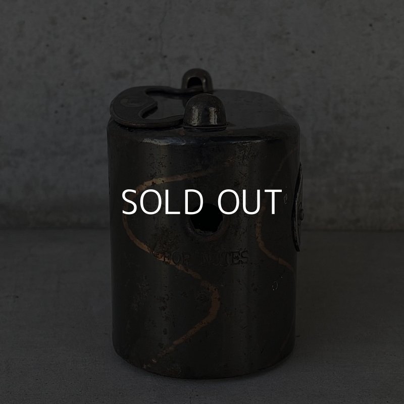 画像4: VINTAGE ANTIQUE  BURNS CO. NY COINBANK JAPANNED ヴィンテージ アンティーク コインバンク ジャパンド ジャパンカラー アメリカ / コレクタブル 貯金箱 オブジェ USA (2)