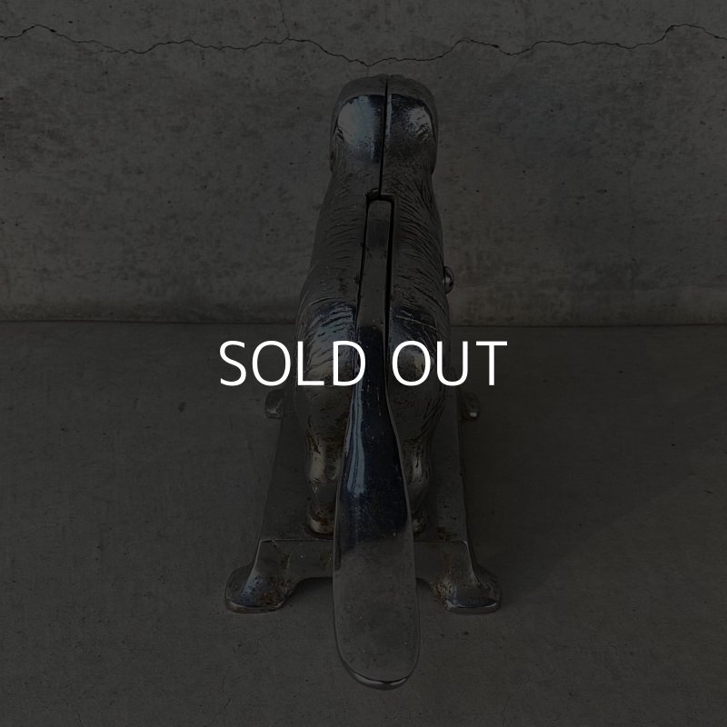 画像3: VINTAGE ANTIQUE NUTCRACKER DOG LA ALTHOFF MFG.CO. ヴィンテージ アンティーク くるみ割り ナッツクラッカー 犬 / コレクタブル オブジェ ディスプレイ インテリア 置物 動物 雑貨 アメリカ (2)