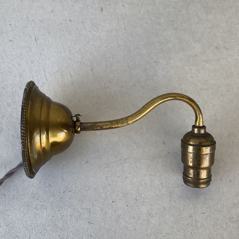 画像4: VINTAGE ANTIQUE LAMP LIGHT WALL LAMP ヴィンテージ アンティーク ライト ウォールランプ 壁付け照明 ブラケットランプ / ランプ 真鍮 店舗什器 アメリカ USA (7)