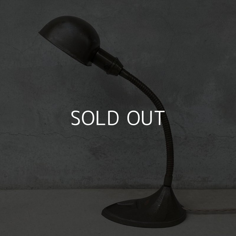 画像4: VINTAGE DESKLAMP ヴィンテージ デスクライト スタンドライト 卓上ライト アメリカ / インダストリアル グースネック 照明 工業用 USA (1)