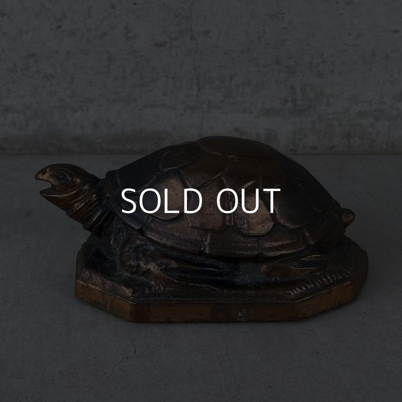 画像5: VINTAGE ANTIQUE TURTLE JAPANNED  ヴィンテージ アンティーク 亀 ジャパンフィニッシュ ジャパンカラー オブジェ / コレクタブル オブジェ ディスプレイ ジャパンド 置物 アメリカ