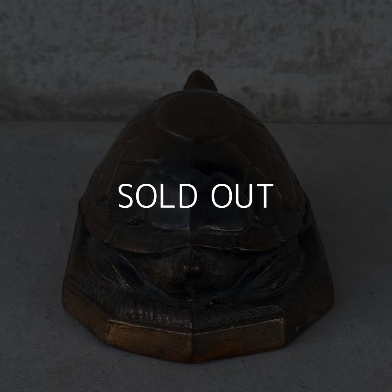 画像3: VINTAGE ANTIQUE TURTLE JAPANNED  ヴィンテージ アンティーク 亀 ジャパンフィニッシュ ジャパンカラー オブジェ / コレクタブル オブジェ ディスプレイ ジャパンド 置物 アメリカ