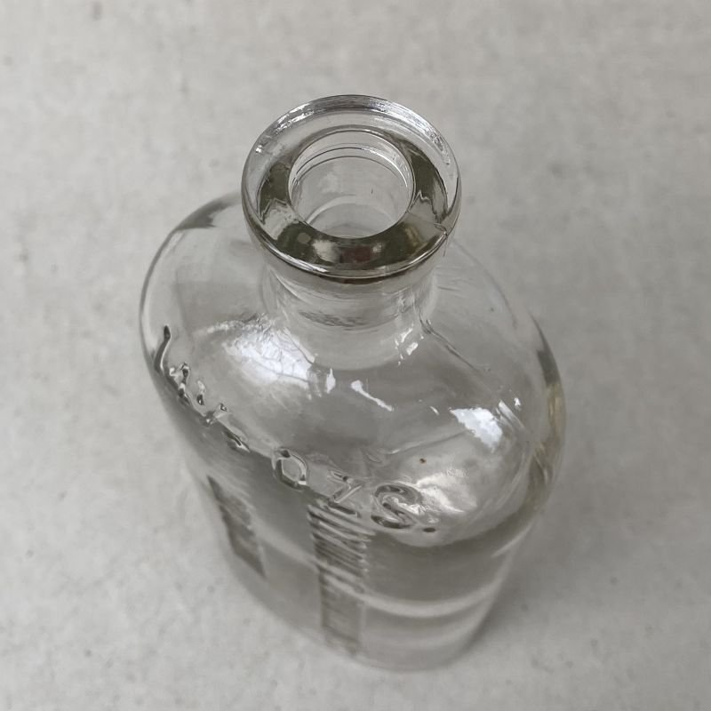 画像5: VINTAGE ANTIQUE DRUG BOTTLE MEDICINE BOTTLE ヴィンテージ アンティーク ドラックボトル メディスンボトル 薬瓶 / ドラッグジャー ガラス ディスプレイ インテリア アメリカ USA (1)