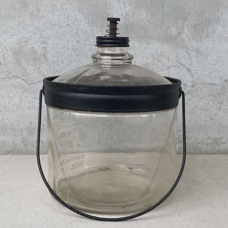 画像3: VINTAGE ANTIQUE PERFECTION STOVE CO. ヴィンテージ アンティーク パーフェクション ストーブ 瓶 / 燃料入れ  ガラス オブジェ インテリア アメリカ USA (2)