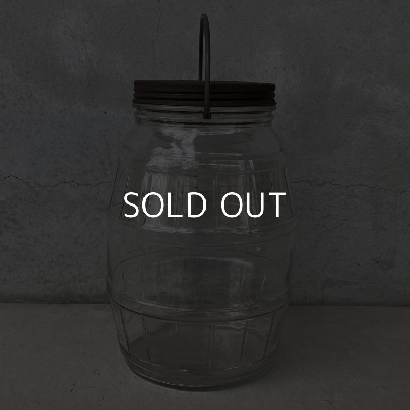 画像3: VINTAGE ANTIQUE GLASS JAR BARREL JAR ヴィンテージ アンティーク ガラスジャー バレルジャー 瓶 / ボトル ガラス 樽型 小物入れ 収納 店舗什器 アメリカ