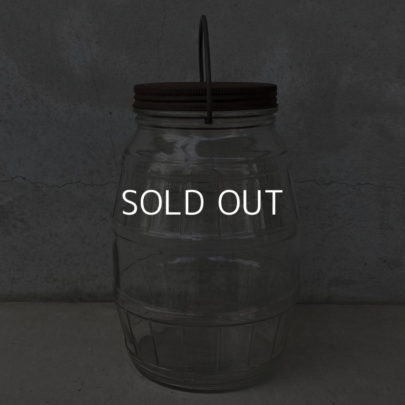 画像4: VINTAGE ANTIQUE GLASS JAR BARREL JAR ヴィンテージ アンティーク ガラスジャー バレルジャー 瓶 / ボトル ガラス 樽型 小物入れ 収納 店舗什器 アメリカ
