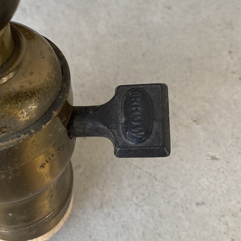 画像8: VINTAGE ANTIQUE LAMP LIGHT WALL LAMP ヴィンテージ アンティーク ライト ウォールランプ 壁付け照明 ブラケットランプ / ランプ ARROW 真鍮 店舗什器 アメリカ USA 14