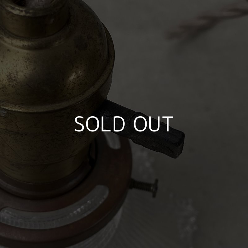 画像8: VINTAGE ANTIQUE LAMP ヴィンテージ アンティーク 吊り下げライト / ライト ペンダントライト ガラスシェード  スカート HUBBELL GE 天井照明 店舗什器 アメリカ (2)