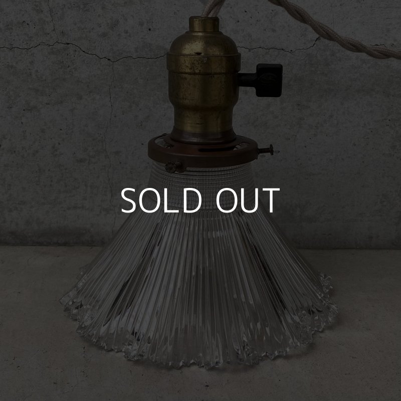 画像2: VINTAGE ANTIQUE LAMP ヴィンテージ アンティーク 吊り下げライト / ライト ペンダントライト ガラスシェード  スカート HUBBELL GE 天井照明 店舗什器 アメリカ (2)