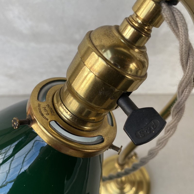 画像8: VINTAGE ANTIQUE FARIES C ARM CARVED ARM DESK LAMP ヴィンテージ アンティーク フェアリーズ C型 カーブアーム デスクランプ スタンドライト / ランプ インダストリアル HUBBELL コレクタブル 照明 店舗什器 アメリカ USA