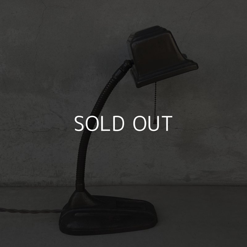 画像4: VINTAGE ANTIQUE DESKLAMP ヴィンテージ アンティーク デスクランプ スタンドライト 卓上ライト テーブルランプ 照明 / グースネック アイアン 鉄 店舗什器 アメリカ