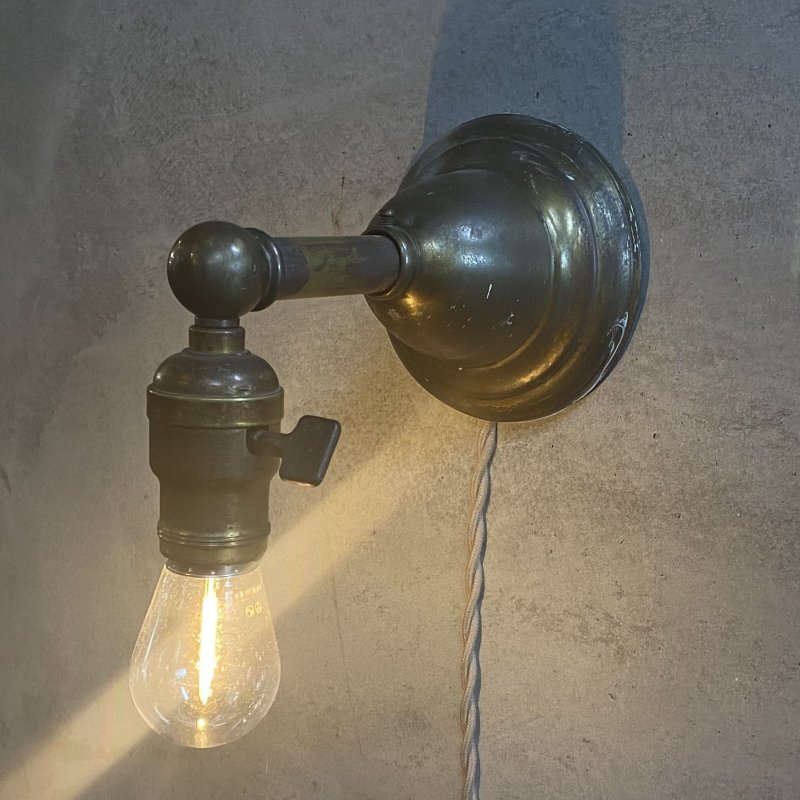 画像11: VINTAGE ANTIQUE LAMP LIGHT WALL LAMP ヴィンテージ アンティーク ライト ウォールランプ 壁付け照明 ブラケットランプ / ランプ 真鍮 店舗什器 アメリカ USA (3)