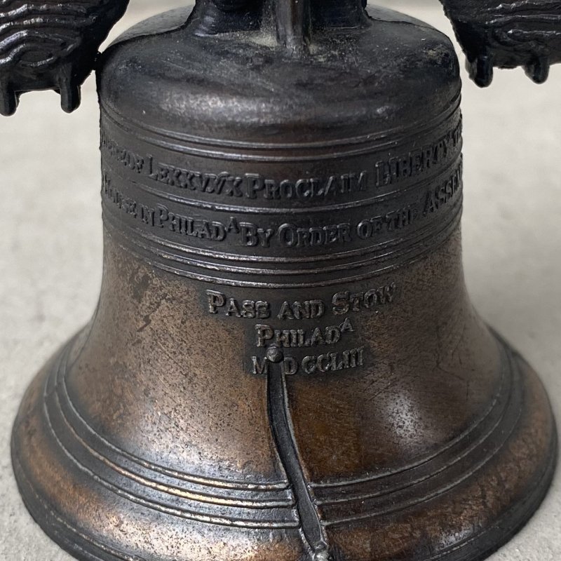 画像7: VINTAGE ANTIQUE LIBERTY BELL JAPANNED ヴィンテージ アンティーク リバティーベル 自由の鐘 ジャパンカラー ジャパンド 呼び鈴 / コレクタブル オブジェ 鈴 鐘 カウンターベル 雑貨 小物 アメリカ (3)